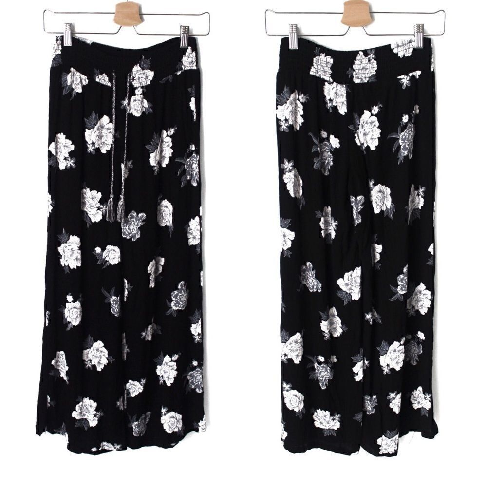 No Boundaries Floral Flowy Wide Leg Pants in S/CH